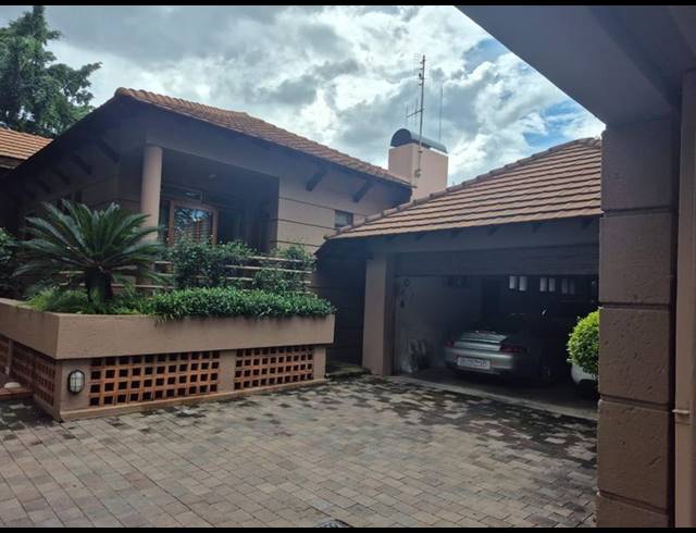 6 BEDROOM PROPERTY TO RENT IN MUCKLENEUK